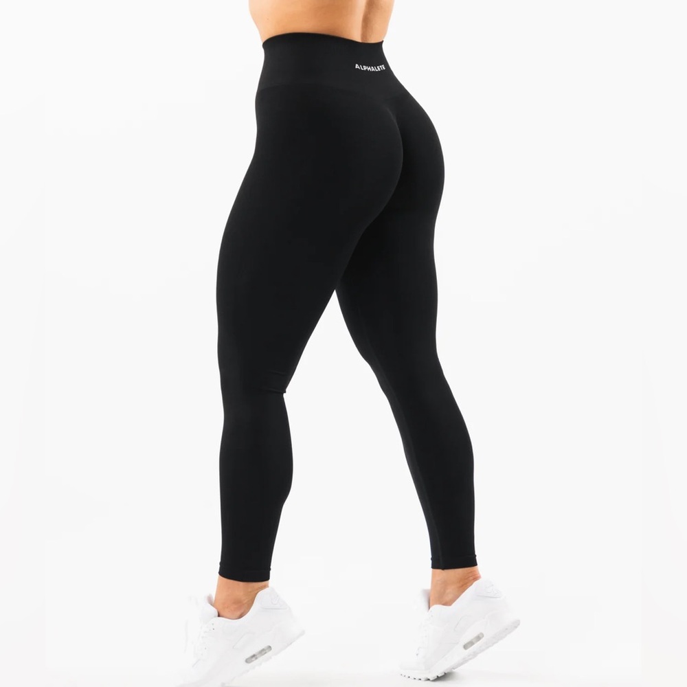 Alphalete Amplify Legging / Black / Size S